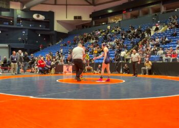 2025 . GIRLS 140 – T. DAWSON (COL) defeats M ZUBER (MOT-M) – FALL 00:45