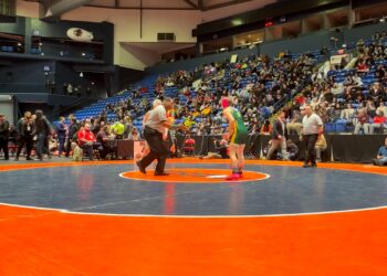 2025 . GIRLS 120 – A. CASSIOPPI (HON) defeats A. DOBIN (GBK-N) – FALL 5:11